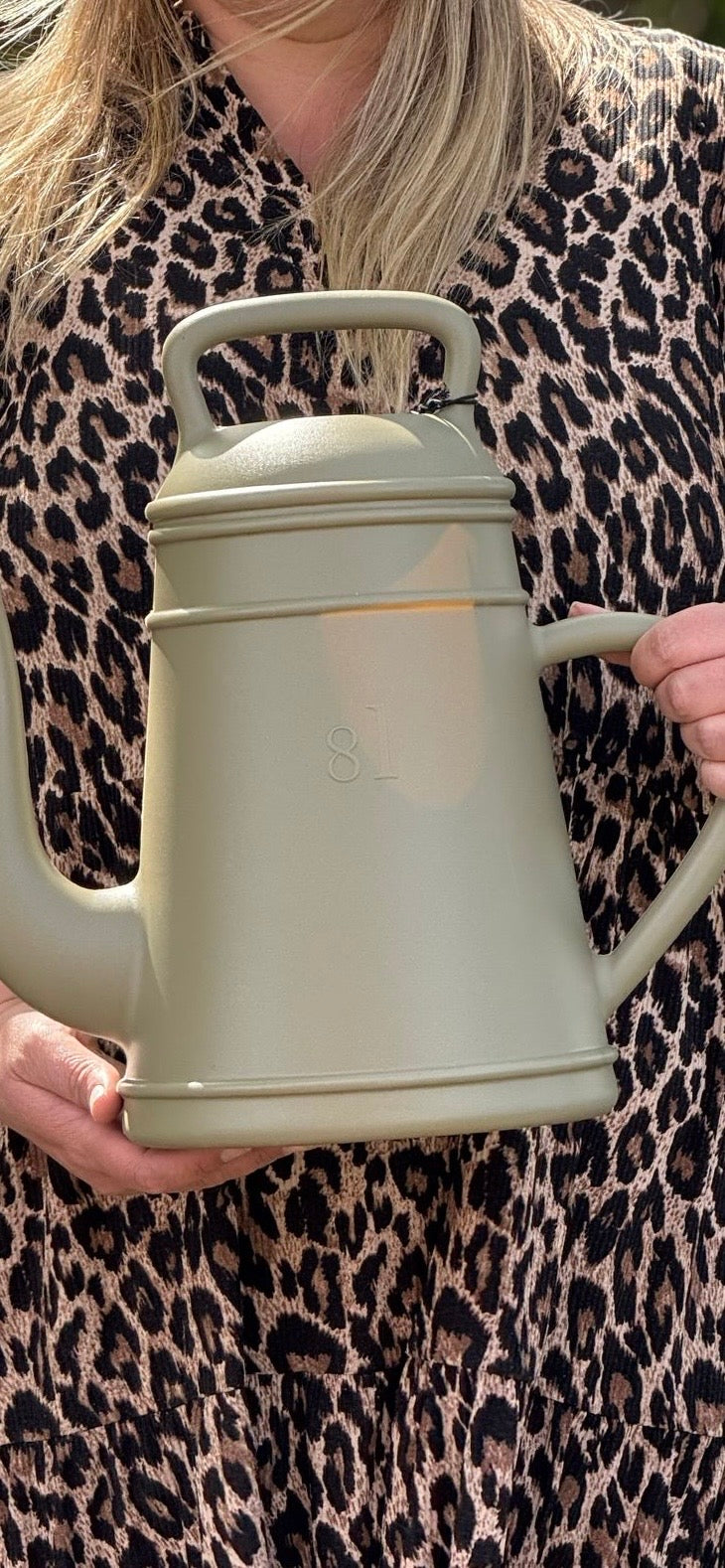 Gießkanne 8 oder 12 Liter in verschiedenen Farben
