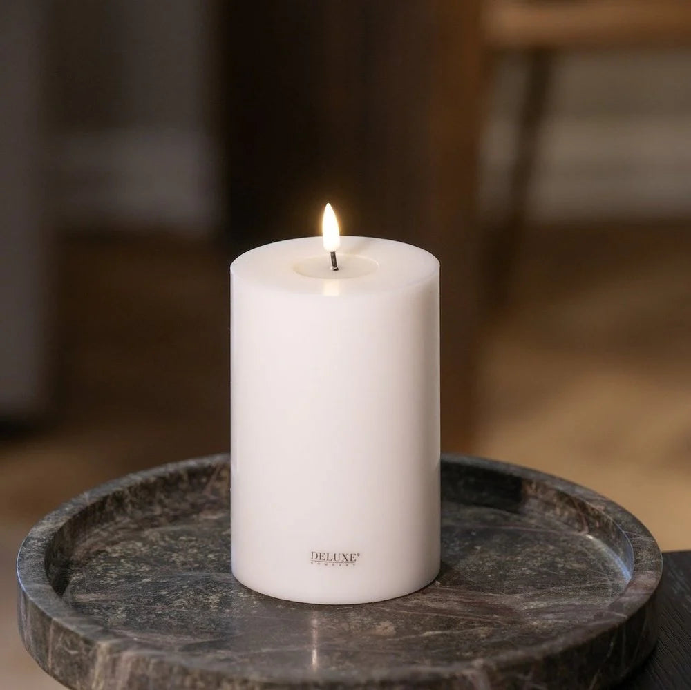 LED Kerzen in Weiß von Deluxe