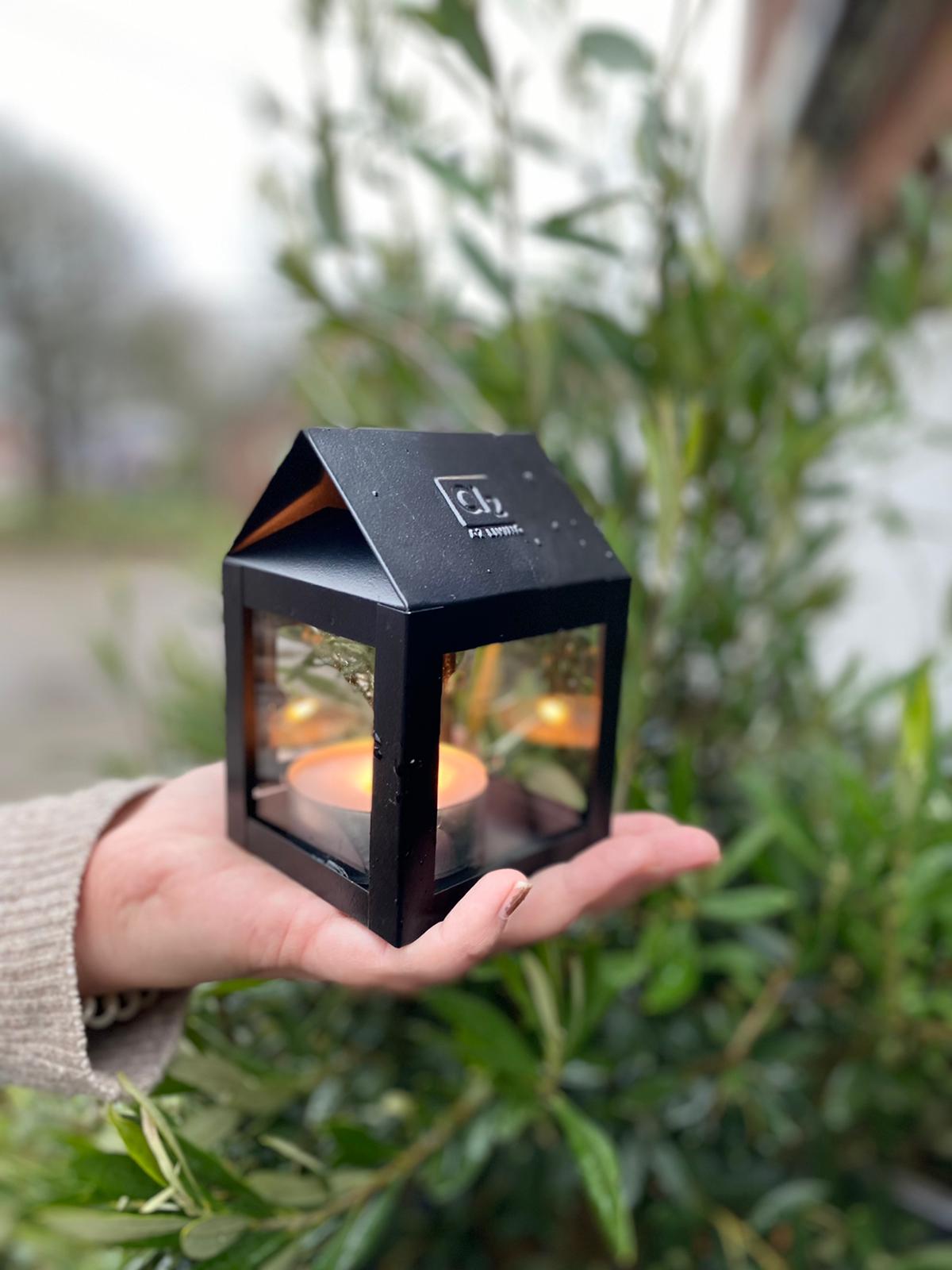 A2 Living Mini Hänge Laterne in schwarz