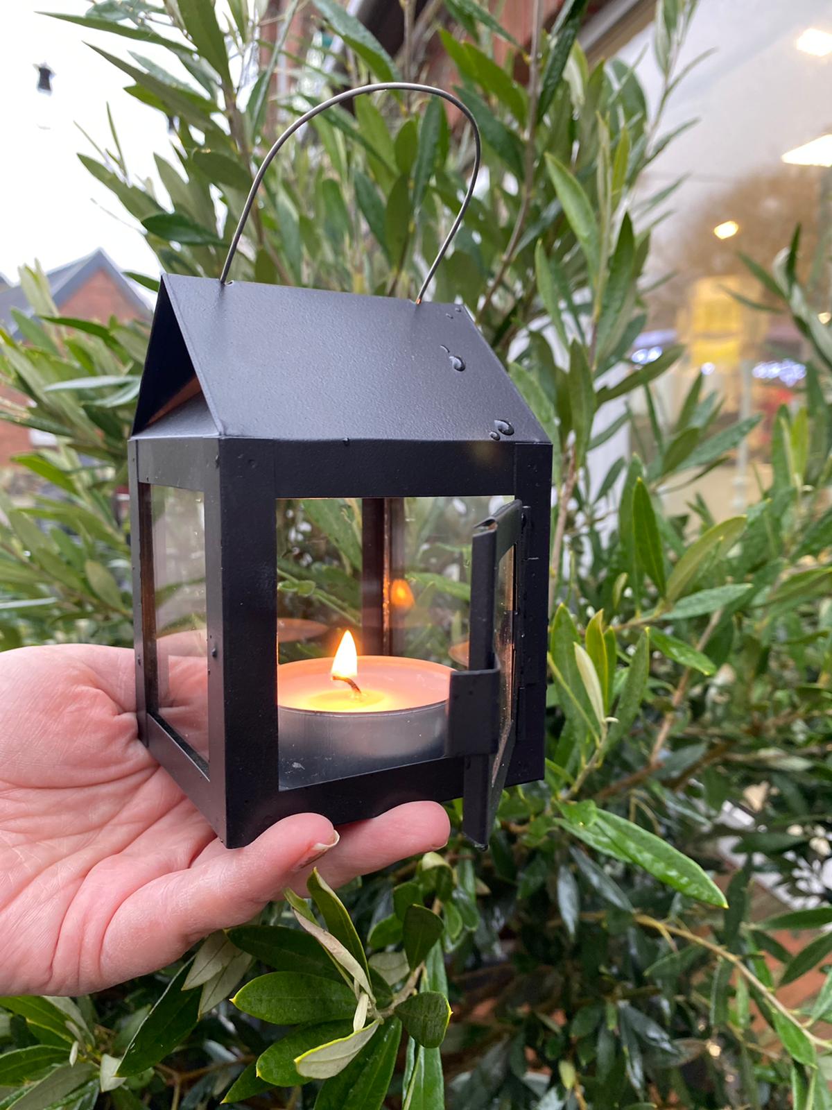 A2 Living Mini Hänge Laterne in schwarz
