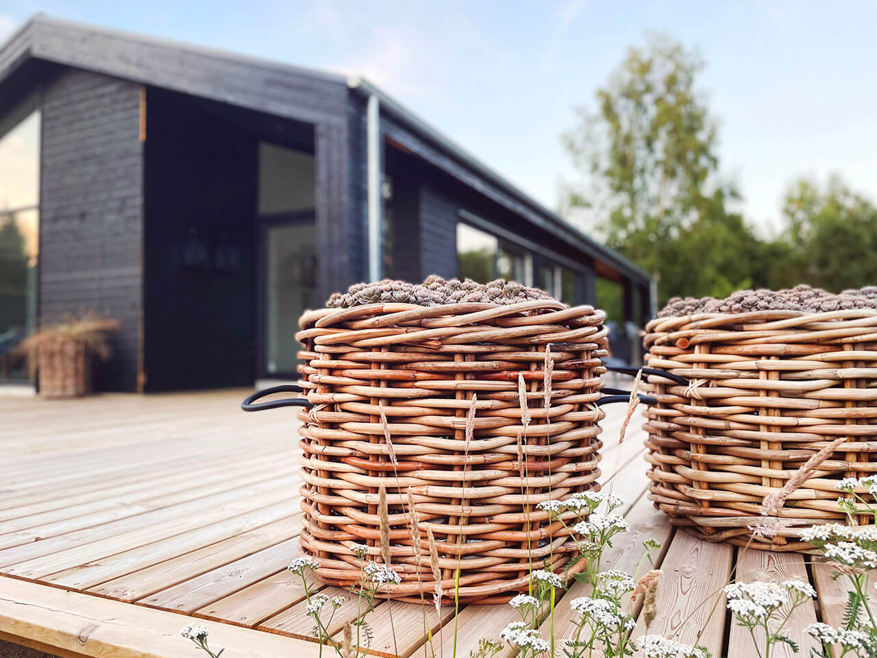 A2 Living Mega Low runder Rattankorb inklusive Fracht aus Dänemark