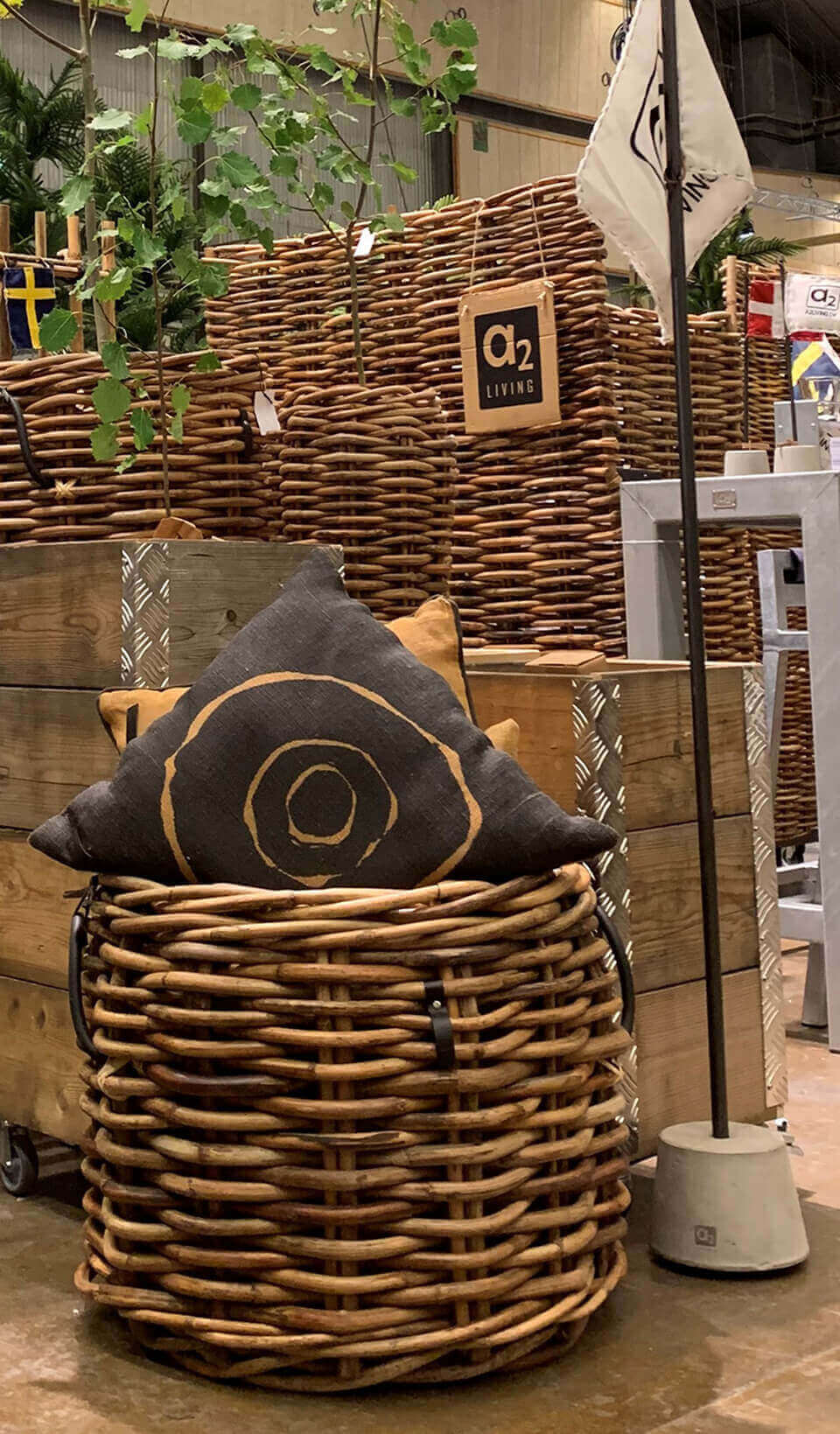 A2 Living Mega Low runder Rattankorb inklusive Fracht aus Dänemark