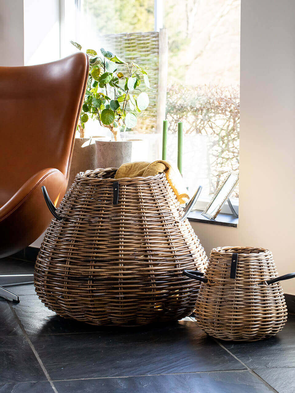 A2 Set mit 5 Rattan-Körben von A2 Living in zwei Größen Birnenform“ Kubu inklusive Fracht aus Dänemark (1/2 Palette)