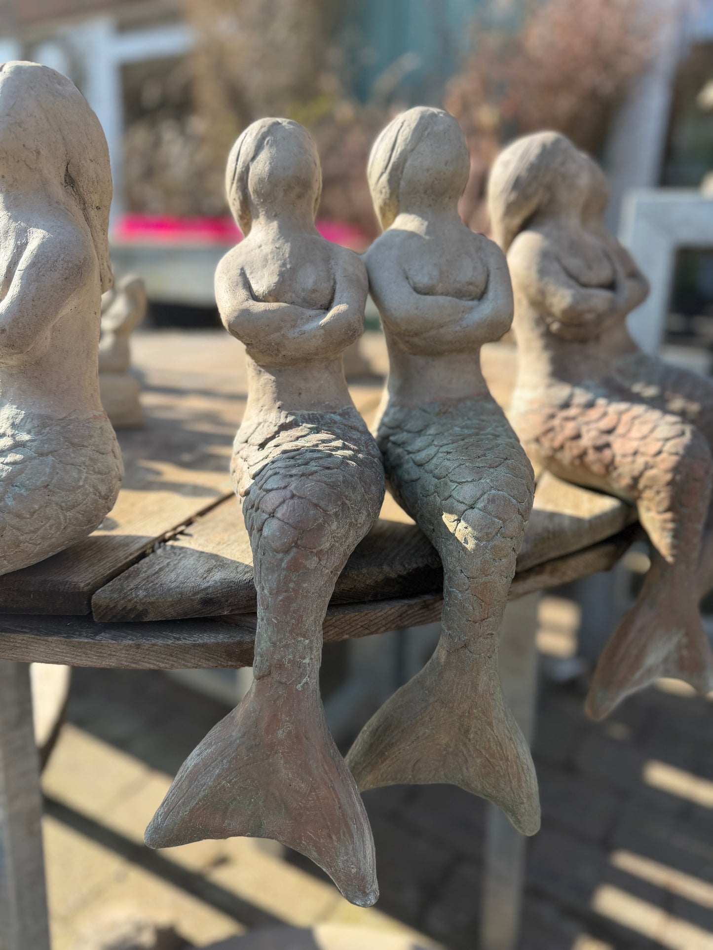 Gartenkunst Die kleine Meerjungfrau mit Kupferflosse