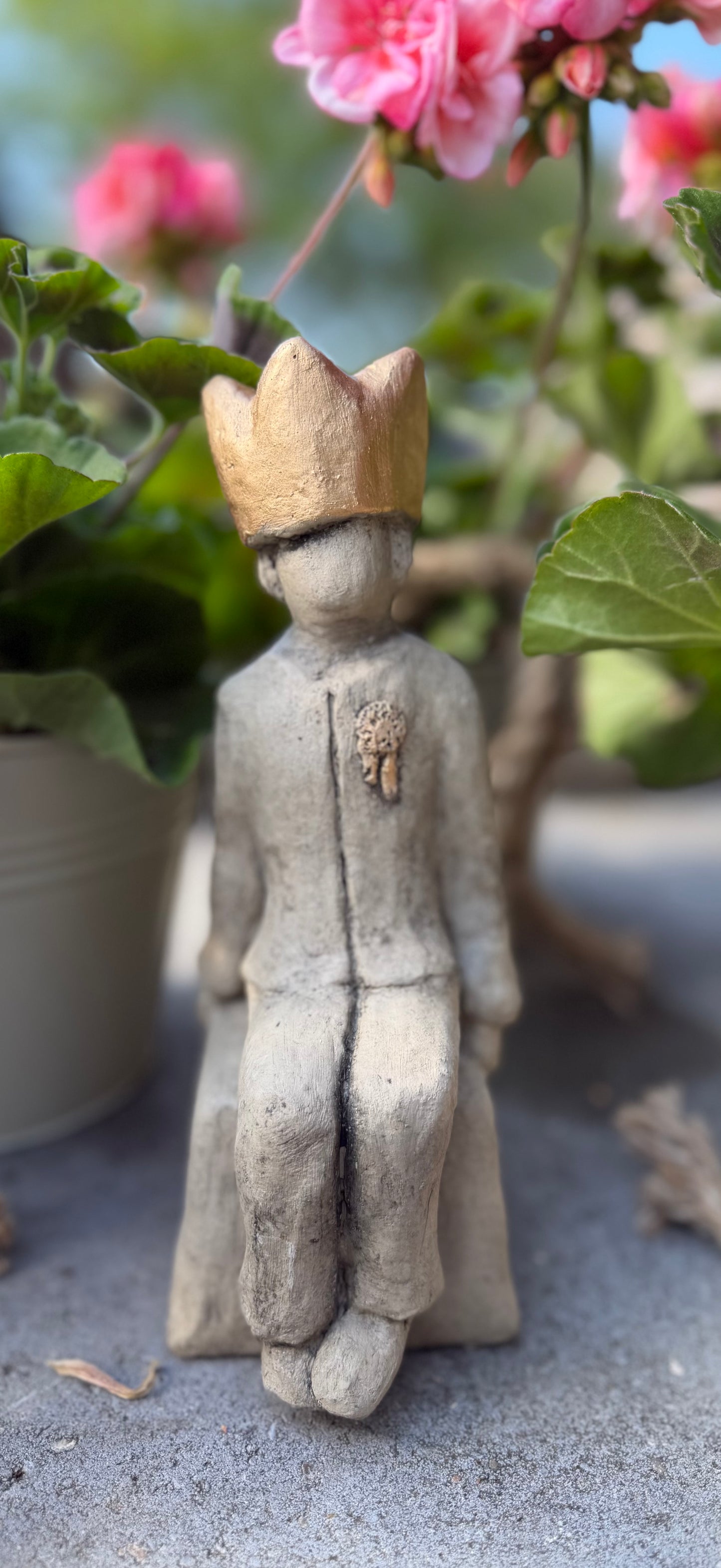 Gartenkunst der kleine Prinz Mini mit Sockel