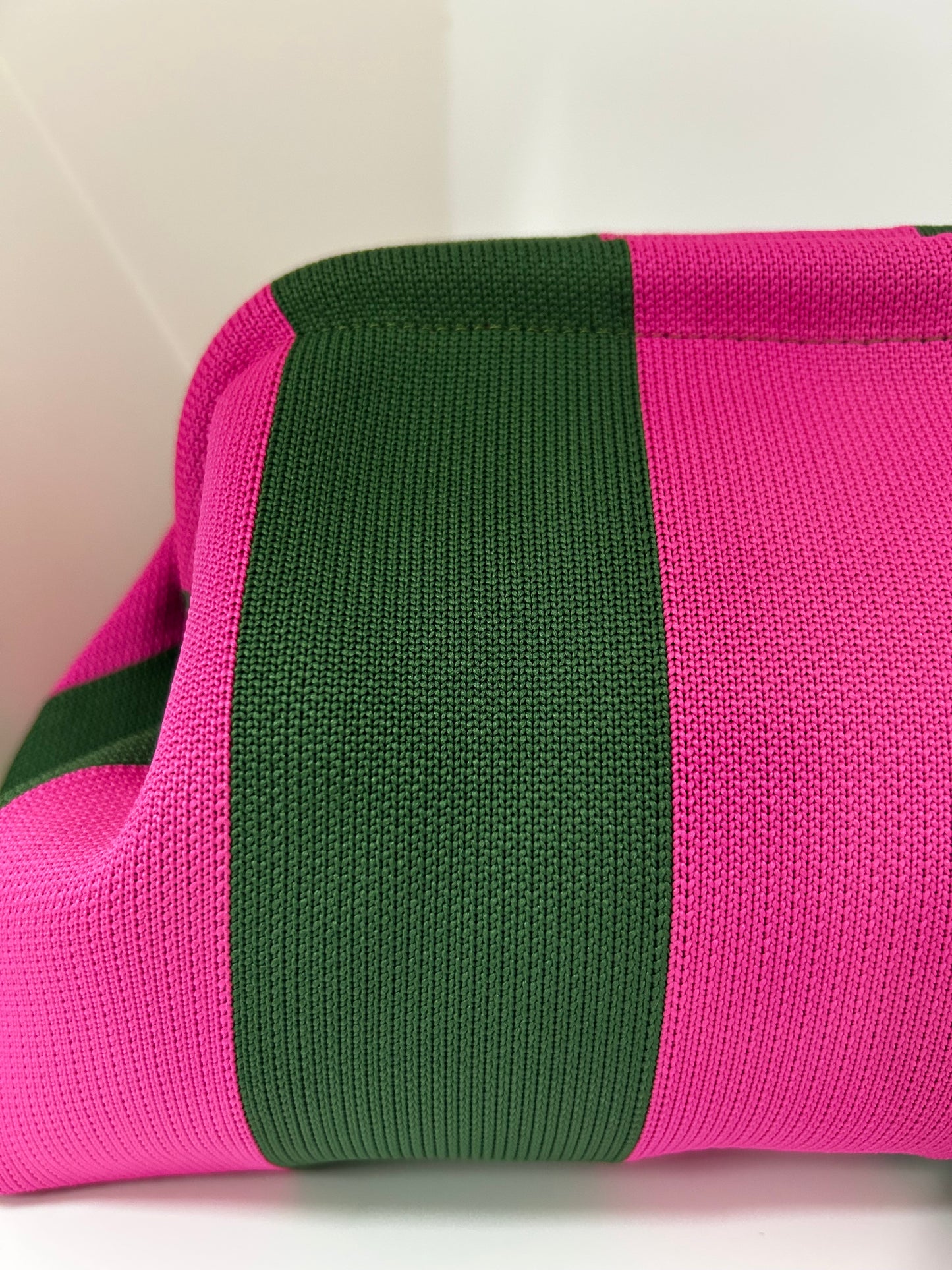 Tasche dunkelgrün-pink