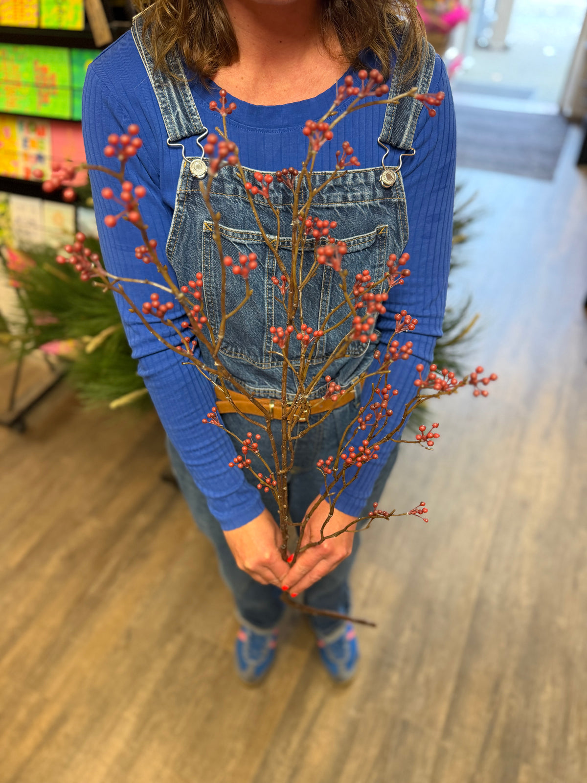 Kunstblume Hagebuttenzweig