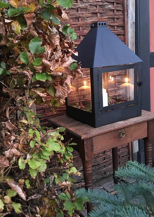 A2 Living Laterne schwarz Mega Quadro inklusive Fracht aus Dänemark