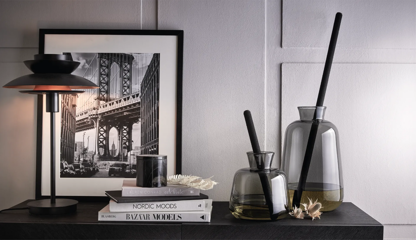 Nora Weave L Glasflakon inklusive Duftstab und 1 Liter Duftessence