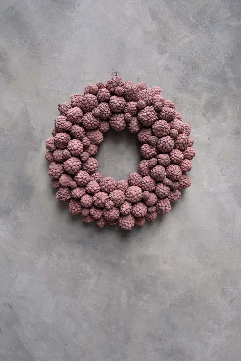 Kranz aus Ata Früchten in Pink