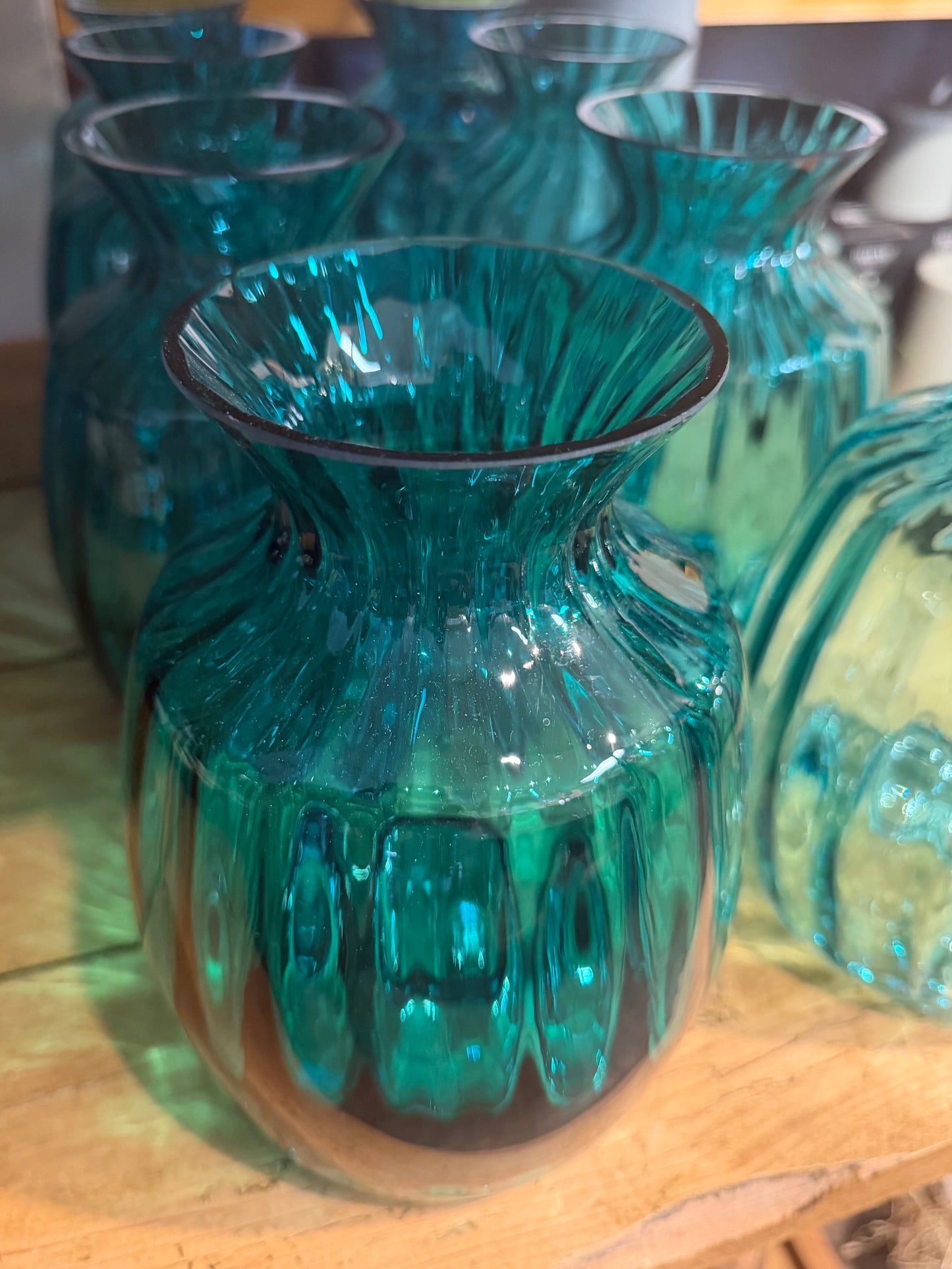 Vase in der Farbe Aqua