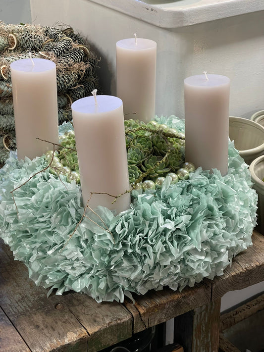 Adventskranz "Imke" Seidenpapier Mint mit Sukulenten