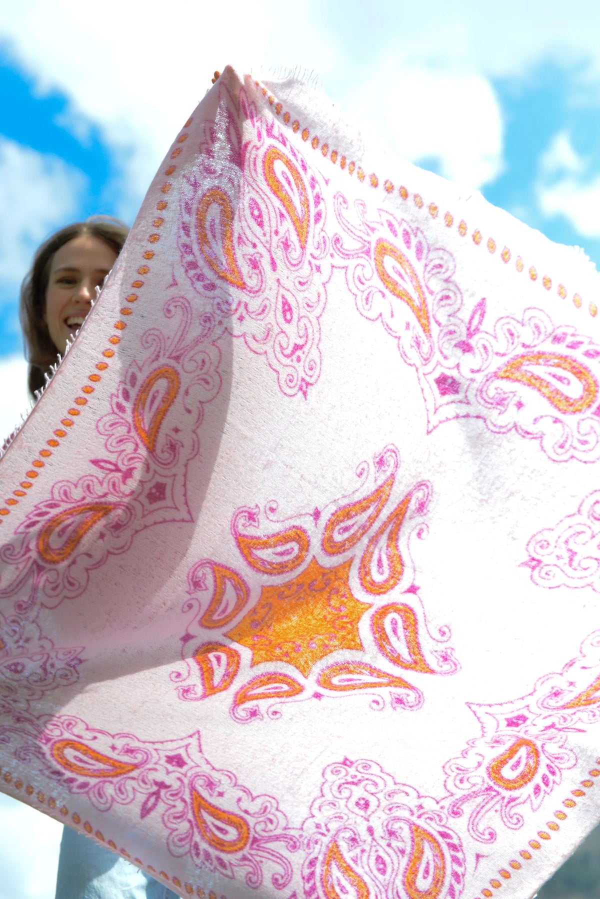 Cashmere Schal/Bandana Paisley-Muster in Rosa