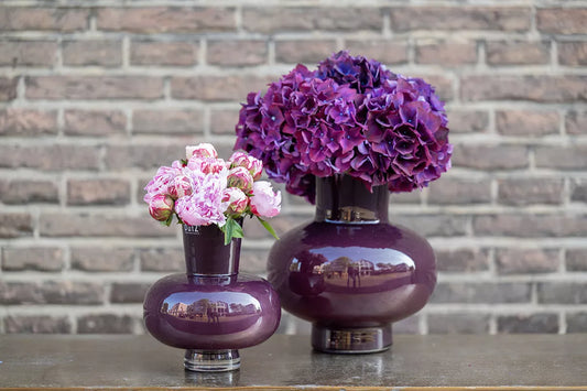 Vase Modest in Plum