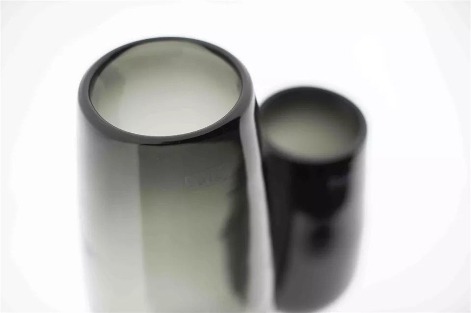 DutZ Vase Robert
