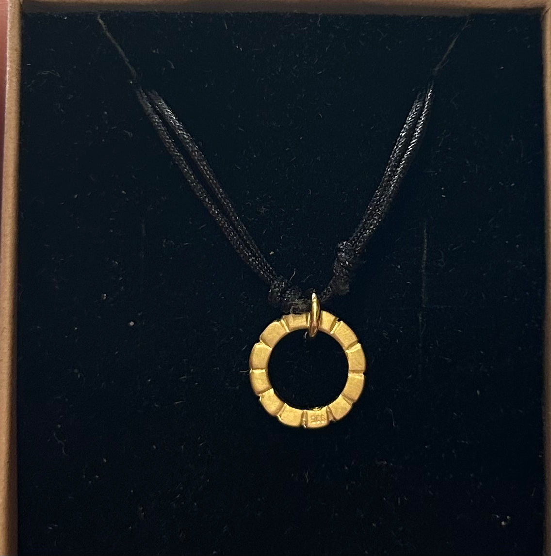 Susi Cala Camu Circle Mini Nylon Kette Silber vergoldet