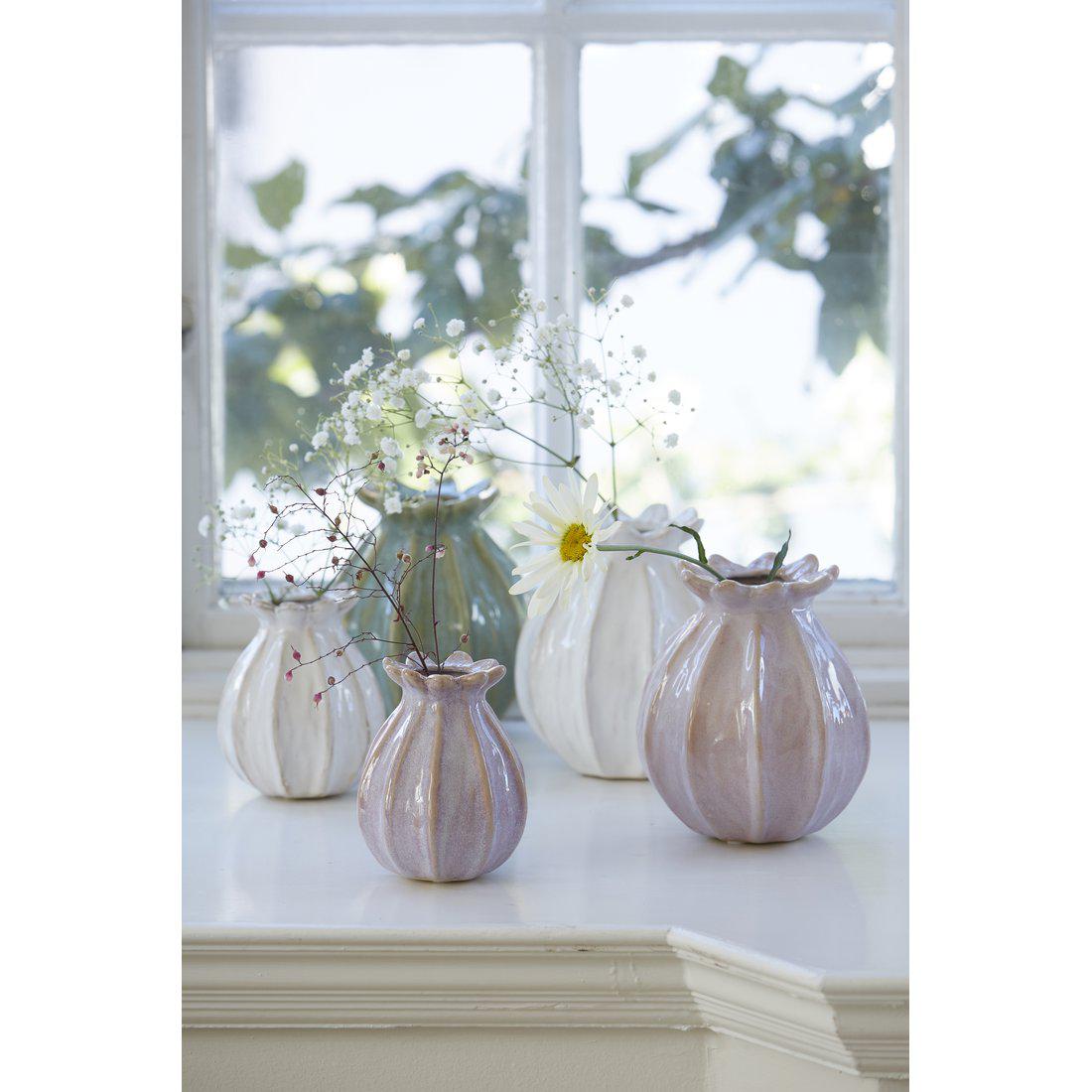 Lillian Vase in verschiedenen Farben und Größen